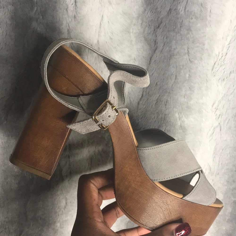 Never Worn Steve Madden Platform